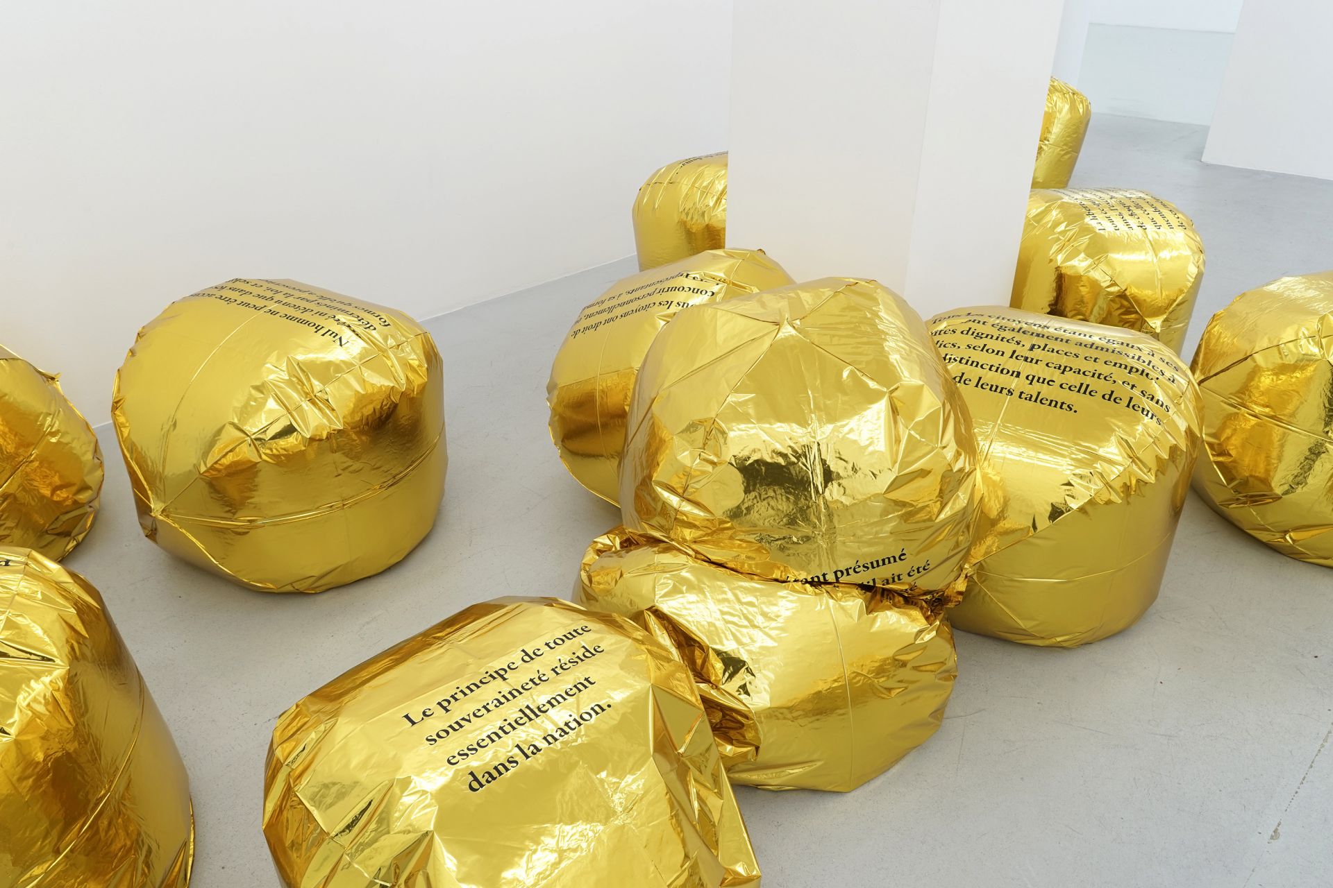 LF 2025 Sebastian Utzni mad men 08 small