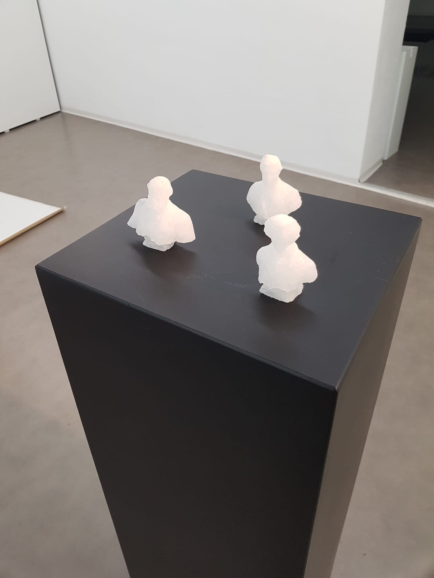 Eaaee141 be83 4bd1 9def 65006fa7f4cb